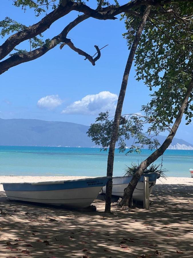 Lago Enriquillo Resorthotel Cerro Al Medio Exterior foto